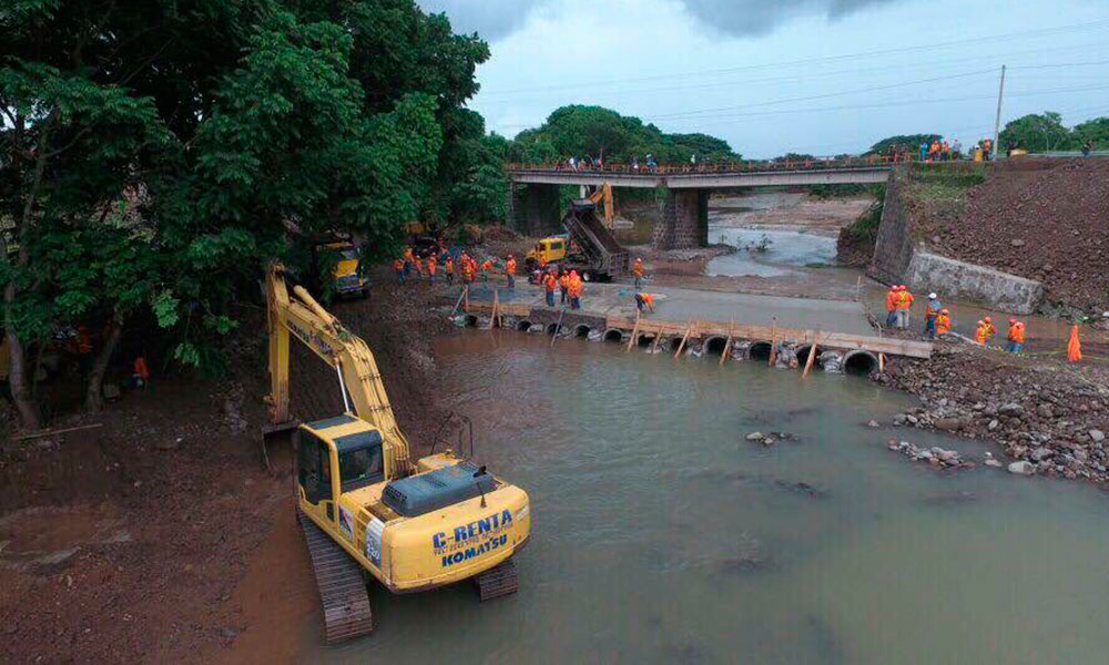 Podrían habilitar este martes paso de puente Motochico, en Chalatenango 