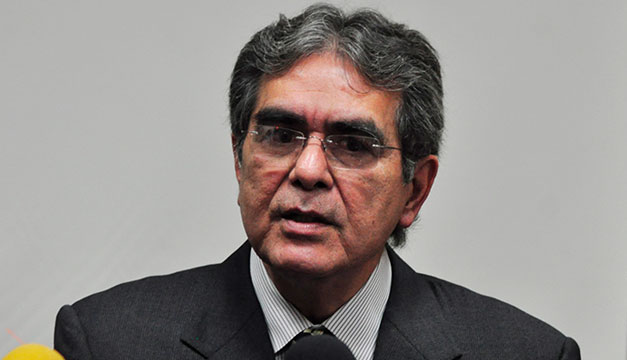 Fiscalía investigará a otro ex ministro de Obras Públicas por bulevar Diego de Holguín